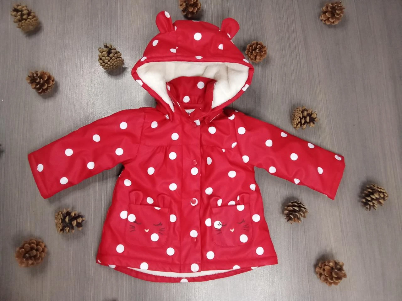 Superbe manteau imperméable DPAM 6 mois
